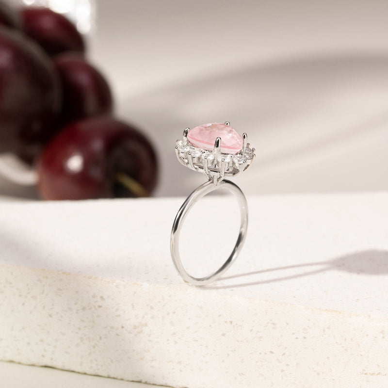 ANEL FUSION CORAÇÃO EM QUARTZO ROSA COM ZIRCONIA BRANCA