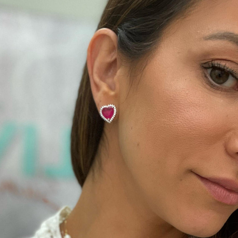 BRINCO FUSION TURMALINA ROSA ZIRCONIA BRANCA CORAÇÃO BORDADO