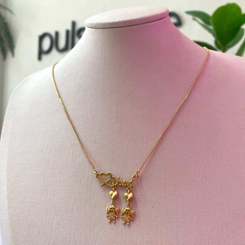 COLAR DOURADO COM PINGENTE ''VOVÓ''