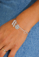BRACELETE CORAÇÃO COM 3 PINGENTES PERSONALIZÁVEIS